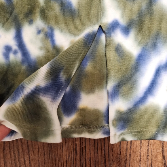 Tie Dye Ribbed Midi Skirt - Picture 4 of 6